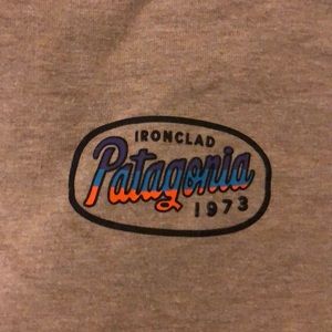 Men’s Patagonia sweatshirt